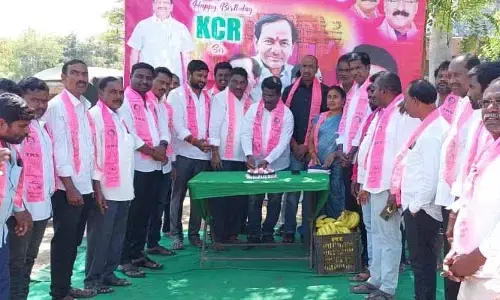 ఘనంగా సీఎం కేసీఆర్ జన్మదిన వేడుకలు