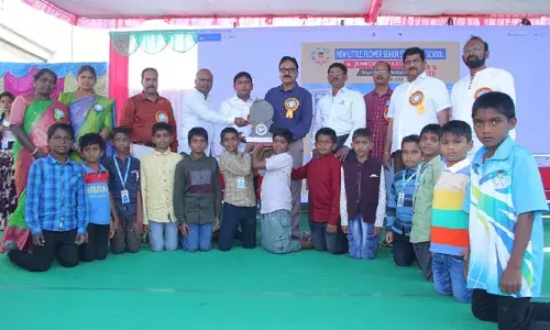 విద్యార్థులు ఉన్నత శిఖరాలను అధిరోహించాలి