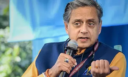 ఆ పార్టీకి కఠిన పరిస్థితులు.. 2024 లోక్‌సభ ఎలక్షన్స్‌పై కాంగ్రెస్ నేత శశిథరూర్ కీలక వ్యాఖ్యలు