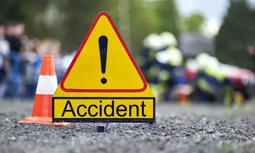 వికారాబాద్‌లో ఘోర ప్రమాదం.. ఇద్దరు దుర్మరణం