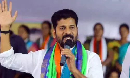 రేవంత్ రెడ్డి హామీలు కాంగ్రెస్‌కు కలిసొస్తాయా?