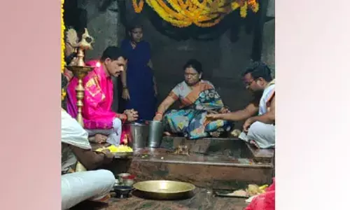 జోగులాంబ దేవాలయాన్ని నిర్లక్ష్యం చేస్తున్న రాష్ట్ర ప్రభుత్వం :  డీకే అరుణ