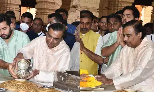 ఆ దేవాలయానికి భారీ విరాళం ఇచ్చిన అంబానీ