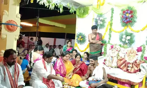 కల్యాణం.. కమనీయం