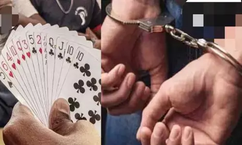 పేకాట స్థావరంపై నార్సింగ్ పోలీసుల దాడి