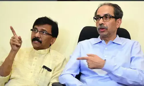 శివసేన పేరు, పార్టీ గుర్తు కోసం రూ.2,000 కోట్ల డీల్