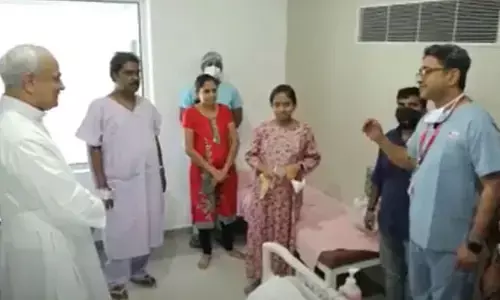 తండ్రి కోసం లివర్ దానం చేసిన 17 ఏళ్ల బాలిక
