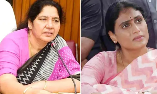 నోరు అదుపులో పెట్టుకో.. షర్మిలకు మంత్రి సత్యవతి వార్నింగ్