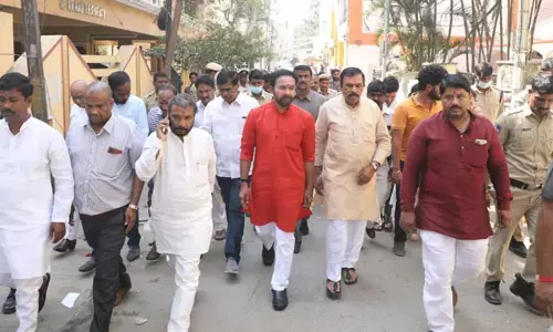 అక్కడ ఫ్లైఓవర్లు వేసి అభివృద్ధి అంటే ఎలా.. కేంద్ర మంత్రి కిషన్ రెడ్డి