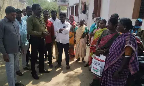 ఎస్బీఐ వినియోగదారుల సేవా కేంద్రంలో 26 లక్షల గోల్మాల్..