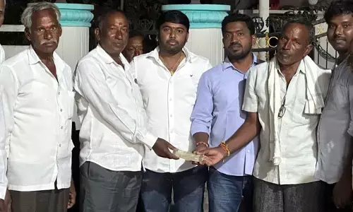 శ్రీ కంఠమహేశ్వర స్వామి గుడి నిర్మాణానికి రూ.1,10,000 విరాళం