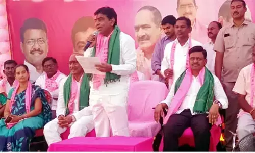 రాష్ట్ర అభివృద్ధికి అడ్డుపడుతున్న బీజేపీ : ఎంపీ నామా