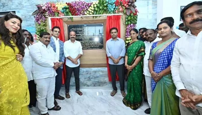 దురదృష్టవశాత్తూ నిలిచిన ప్రాజెక్టు పాలమూరు-రంగారెడ్డి ప్రాజెక్టు: మంత్రి కేటీఆర్ దురదృష్టవశాత్తూ నిలిచిన ప్రాజెక్టు పాలమూరు-రంగారెడ్డి ప్రాజెక్టు: మంత్రి కేటీఆర్