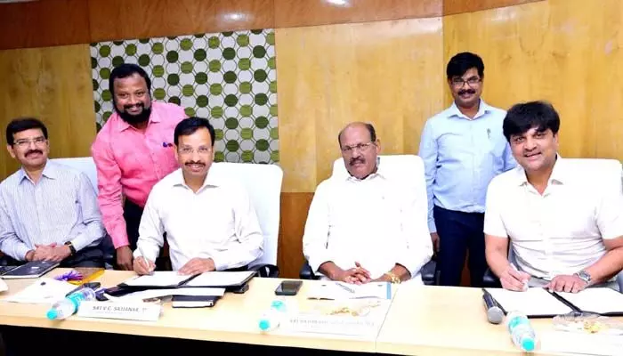ఒడిశాకు టీఎస్ ఆర్టీసీ బస్సు సర్వీసులు.. ఒడిశాకు టీఎస్ ఆర్టీసీ బస్సు సర్వీసులు..