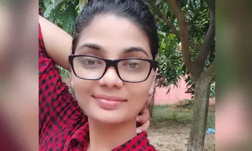 ప్రముఖ సింగర్‌కు షాకిచ్చిన సర్కార్!