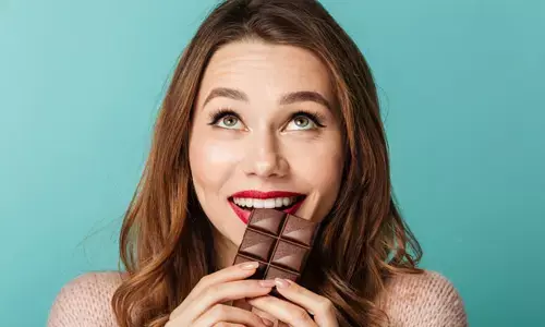 chocolate cravings: పీరియడ్స్‌కు ముందు మహిళల్లో చాక్లెట్ క్రేవింగ్స్.. ఎందుకంటే..?
