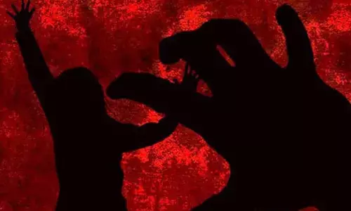 Crime news : ప్రియుడితో కలిసి నాలుగేళ్ల కొడుకును చంపిన కసాయి తల్లి
