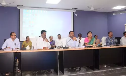 అభివృద్ధి పనులు సకాలంలో పూర్తి చేయండి: కలెక్టర్ శశాంక