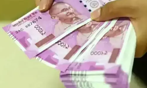 కష్టం చేసి.. బాకీ తేర్పుతా..?