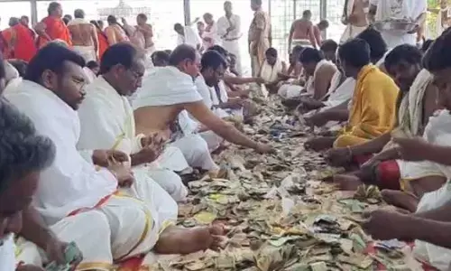 Srisalam మల్లన్న హుండీ ఆదాయం రూ.5.11 కోట్లు