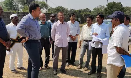 సకాలంలో ప్రభుత్వ భవన నిర్మాణాలను పూర్తి చేయండి: కలెక్టర్ రాజశ్రీ షా