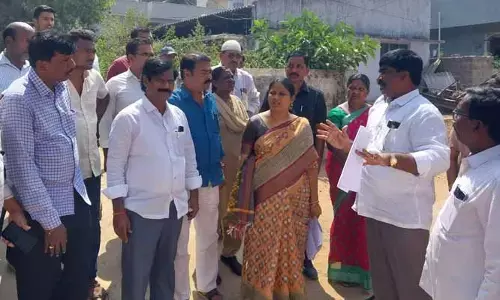 గడపగడపకు ఎమ్మెల్యే హరిప్రియ నాయక్