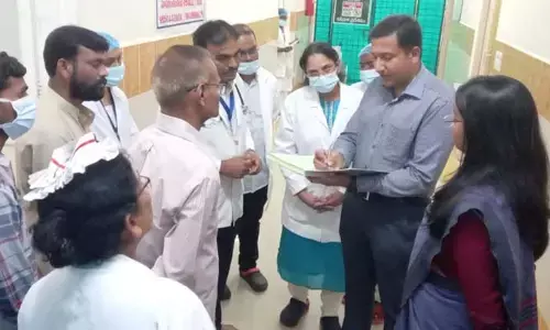 రోగులకు మెరుగైన వైద్యం అందించండి: కలెక్టర్ రాజర్షి షా