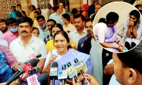 ర్యాగింగ్ పేరుతో రాక్షసక్రీడలు.. ప్రీతి ఘటనపై ఇందిరా శోభన్ ఆగ్రహం