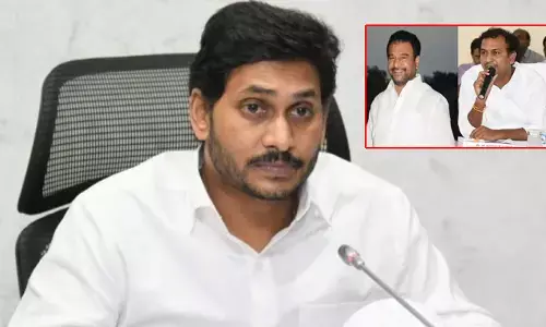 వైసీపీలో మూడు ముక్కలాట.. ఎమ్మెల్యేపై నేతల అసంతృప్తి