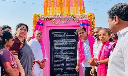 భూపాల‌ప‌ల్లిలో కేటీఆర్ సుడిగాలి ప‌ర్యటన.. 297.32 కోట్ల ప‌నుల‌కు ప్రారంభోత్సవం, శంకుస్థాపన