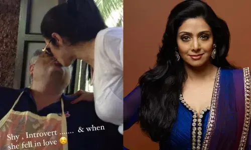 Sri Devi: శ్రీదేవి లిప్ కిస్ ఫొటో వైరల్..