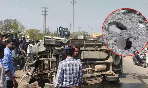 ఆటోను ఢీకొన్న ఇన్నొవా.. ఒకరు మృతి