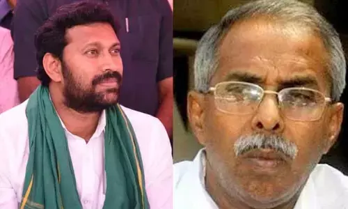 Ys Viveka Murder Case: ఎంపీ అవినాశ్‌రెడ్డి ప్రశ్నిస్తున్న సీబీఐ.. సర్వత్రా ఉత్కంఠ