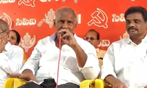 దేశ చరిత్రలోనే మొదటిసారిగా ఎల్‌ఐసీకి నష్టాలు: కూనంనేని