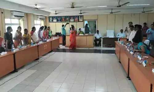 Pithapuram మున్సిపాలిటీలో అవినీతి రచ్చ.. రచ్చ!