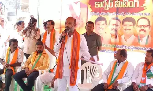 యాదాద్రి ఆలయం పేరుతో కేసీఆర్​ వ్యాపారం : బండి సంజయ్ ఫైర్
