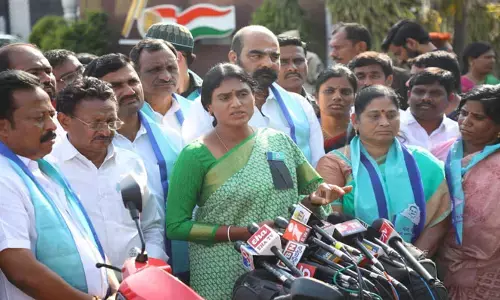 ఎన్నికలు సక్రమంగా జరుగుతాయనుకోవడం లేదు.. వైఎస్సార్ టీపీ చీఫ్ షర్మిల