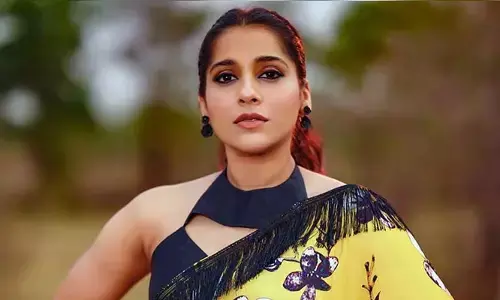 జబర్దస్త్ యాంకర్ రష్మికి బెదిరింపులు.. యాసిడ్ పోస్తామని వార్నింగ్