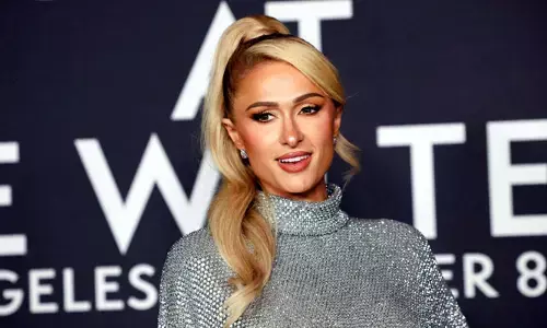 Paris Hilton: బాత్‌రూమ్‌లోనూ ఆమెను వదలని నిర్మాత?