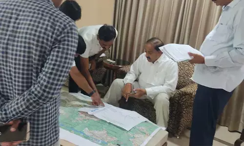 సీతారామ ప్రాజెక్టు పనులపై మాజీ మంత్రి తుమ్మల సమీక్ష