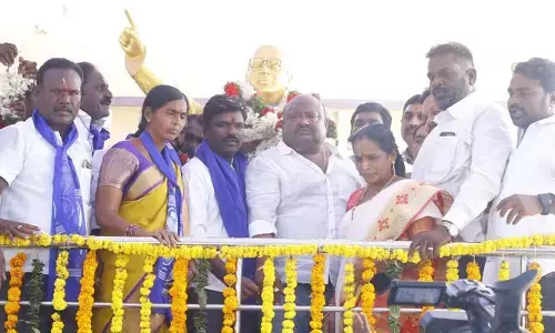 దేశానికి మార్గదర్శకుడు అంబేద్కర్: మంత్రి గంగుల