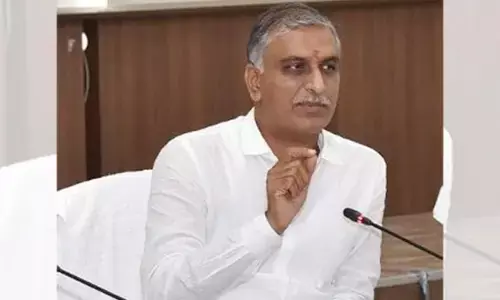 ఢిల్లీ డిప్యూటీ సీఎం అరెస్టు అప్రజాస్వామికం : మంత్రి హరీష్ రావు