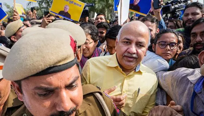 ఢిల్లీ లిక్కర్ కేసు: మనీశ్ రిమాండ్ ను రిజర్వ్ చేస్తూ కోర్టు ఉత్తర్వులు ఢిల్లీ లిక్కర్ కేసు: మనీశ్ రిమాండ్ ను రిజర్వ్ చేస్తూ కోర్టు ఉత్తర్వులు