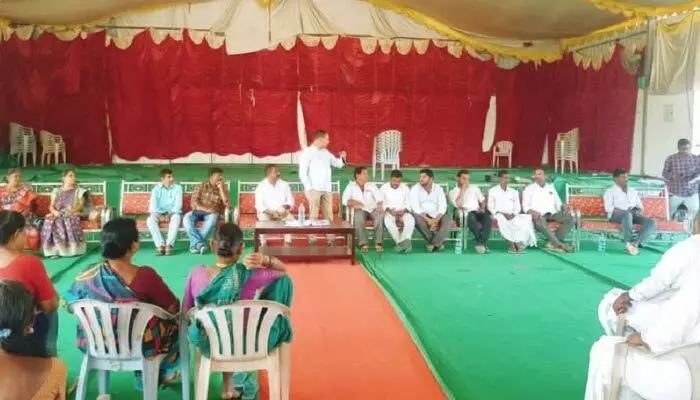 డిపాజిటర్ల నెత్తిపైన ఎన్సీడీసీ అప్పులు.. డిపాజిటర్ల నెత్తిపైన ఎన్సీడీసీ అప్పులు..