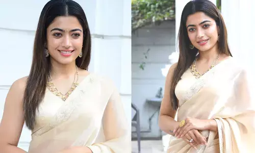 Rashmika:అర్ధనగ్న ప్రదర్శనతో అట్రాక్ట్ చేసిన రష్మిక.. కళ్లు తిప్పుకోనివ్వట్లేదట
