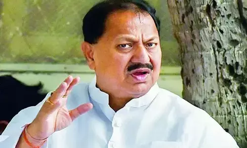 బ్రేకింగ్: మాజీ మంత్రి డీఎస్‌కు తీవ్ర అస్వస్థత.. హుటాహుటిన ఆసుపత్రికి తరలింపు