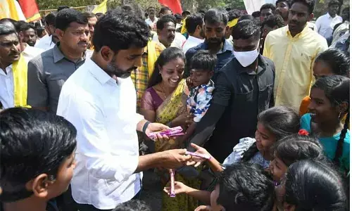 యువగళానికి ఎన్నారైల సంఘీ భావం