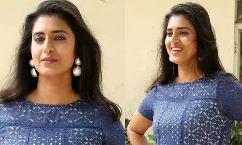 Kasturi: ‘ఆంటీ’ అని పిలిస్తే అగౌరవ పరిచినట్లే: నెటిజన్లపై నటి ఫైర్
