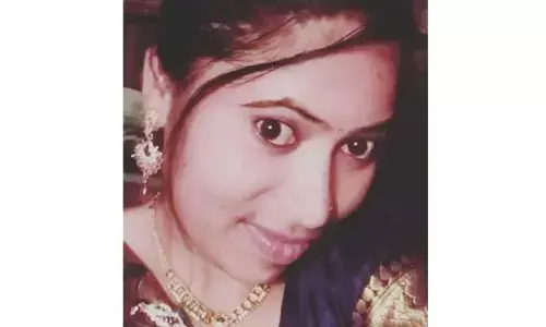 మరో విద్యార్థిని ఆత్మహత్య..