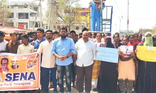 విద్యార్థుల భద్రతను గాలికి వదిలేసిన రాష్ట్ర ప్రభుత్వం.. మెడికో ప్రీతి ఘటనపై ర్యాలీ..